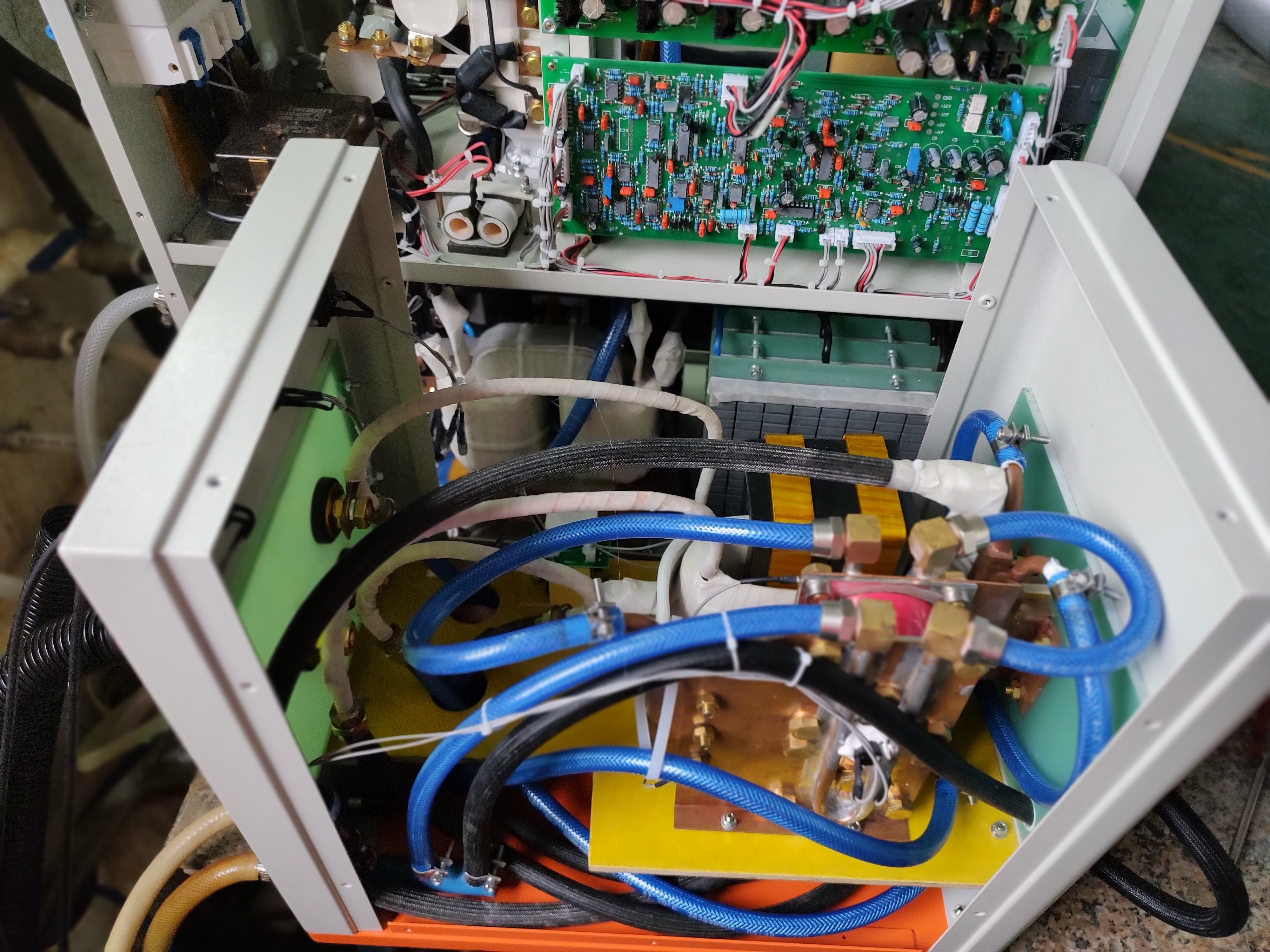 200KHZ 20KW 超高频感应加热设备,深圳市聚力感应技术有限公司,200KHZ 20KW 超高频感应加热设备