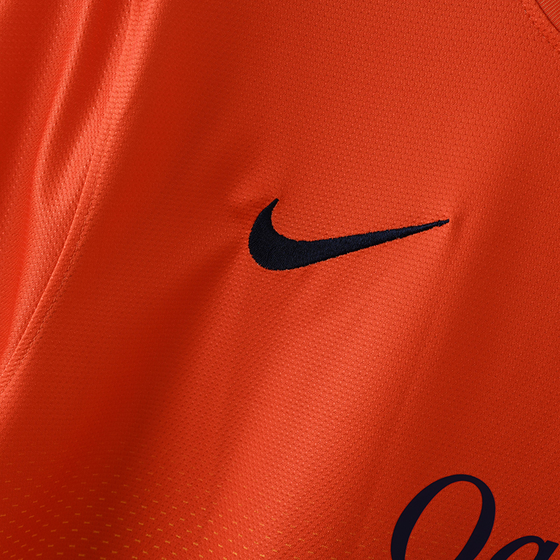 Retro 2012-13 Barcelona  Away Retro football jersey