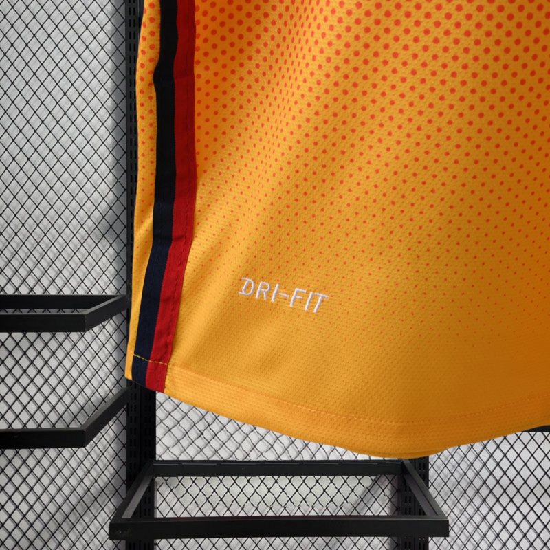 Retro 2012-13 Barcelona  Away Retro football jersey