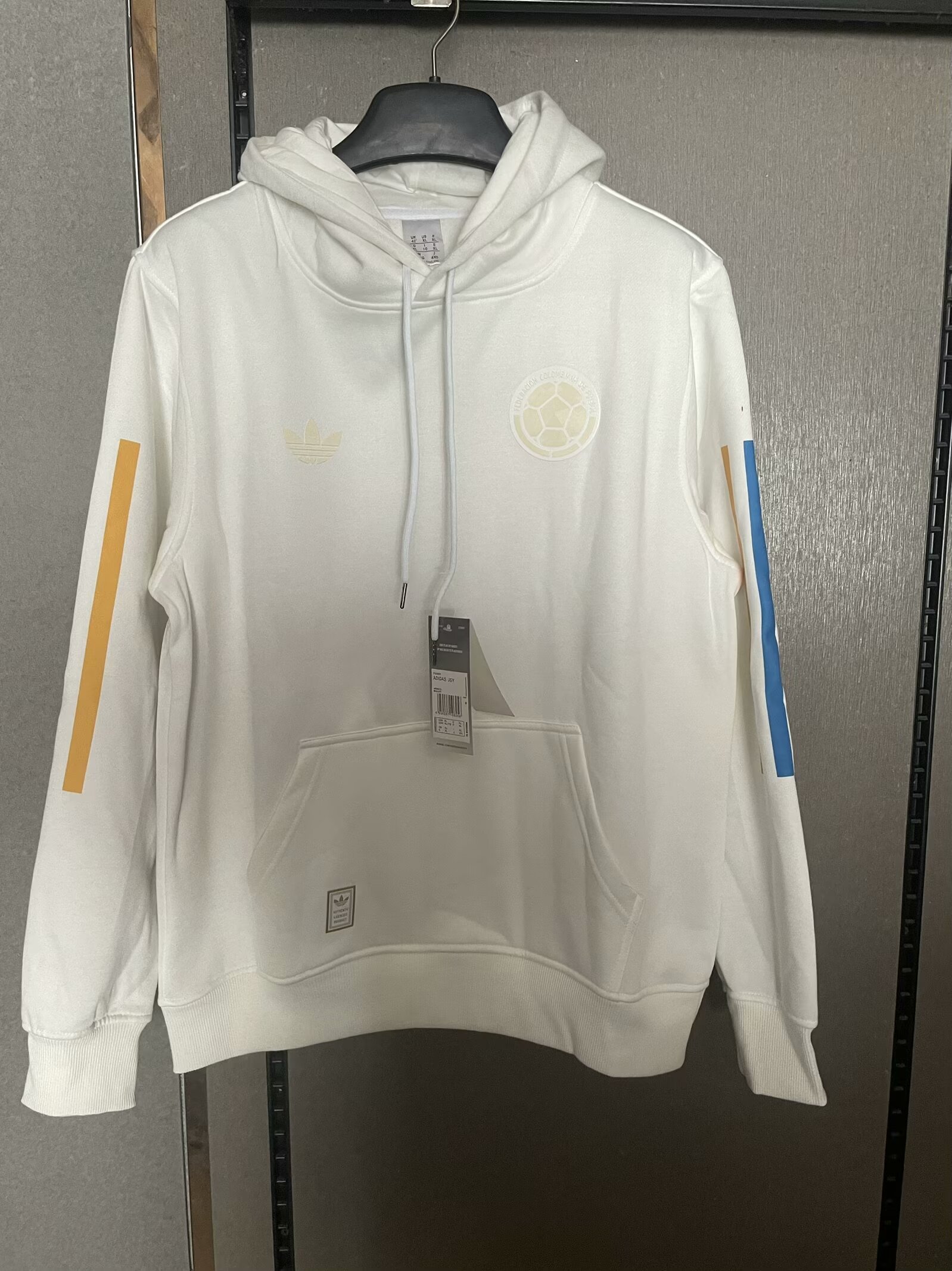 2024/25 Colombia White casual sweater.