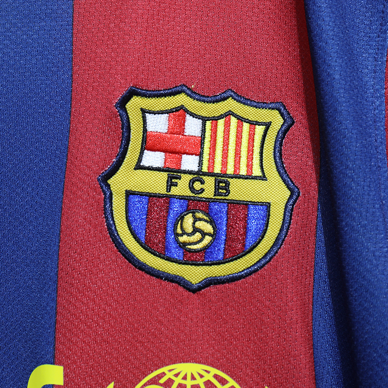 Retro Player 2010-11 Barcelona Home Retro Long sleeve Football jersey