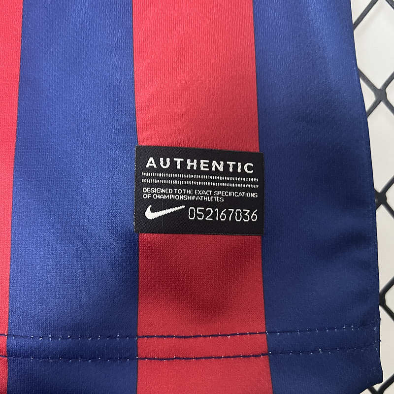 Retro kids 2013-14 Kids Barcelona Home Retro MESSI PIQUE XAVI A.INISTA PUYOL Football jersey