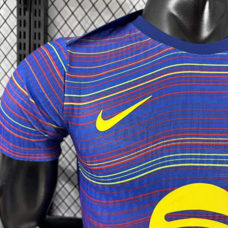 Player 2025-26 Barcelona goalkeeper Football jersey