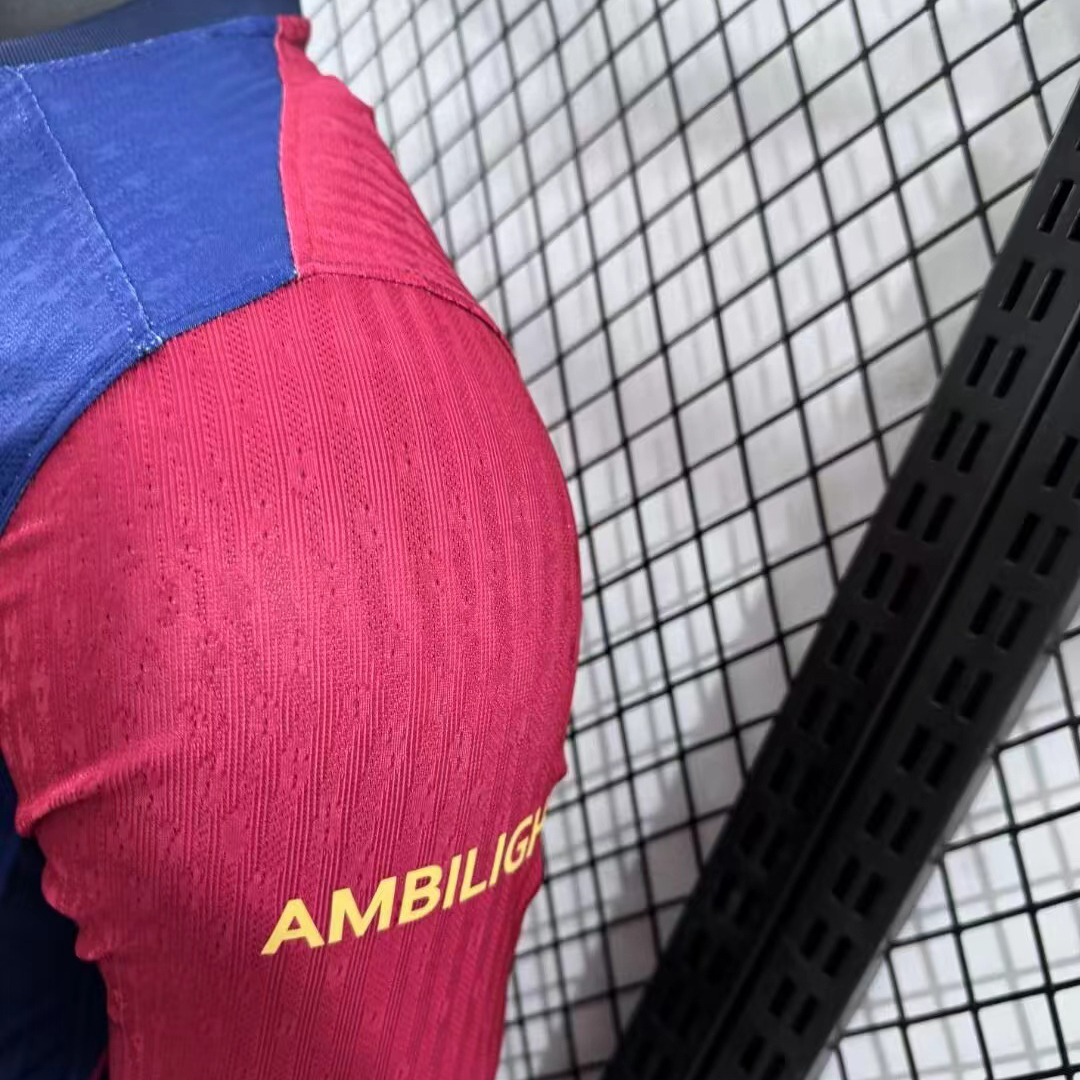 Player 2024-25 Barcelona long sleeve Travis Scott to feature on the Clásico jersey in conjunction with Spotify Football jersey