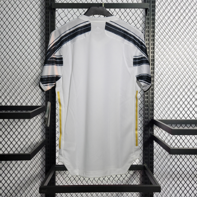 Retro Player 2020-21 Juventus Home Retro Football jersey