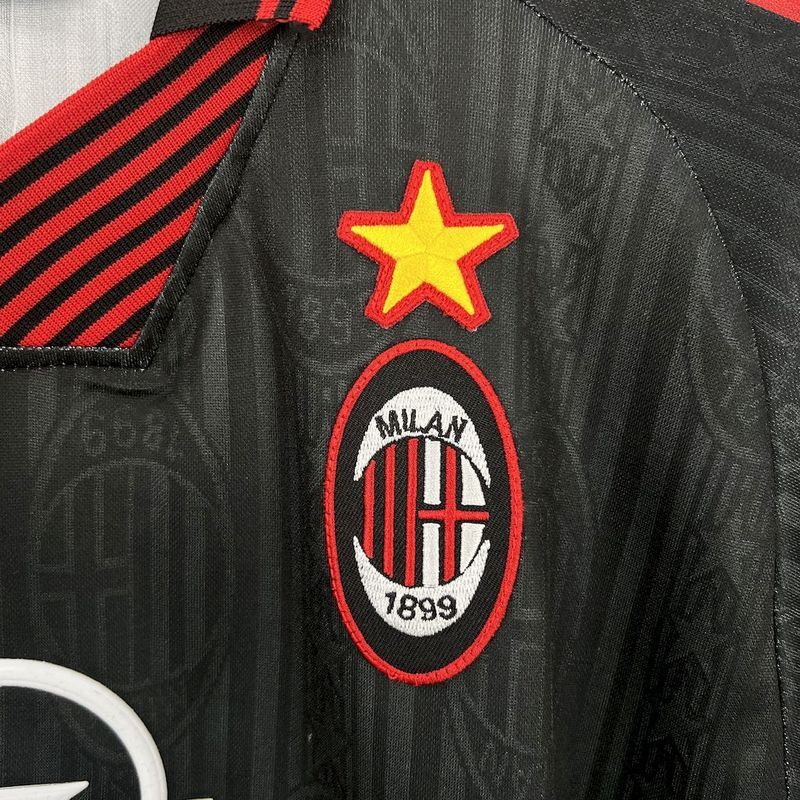 Retro 1997-98 AC Milan Retro BAGGIO BARESI VIEIRA ALBERRTINI Football jersey