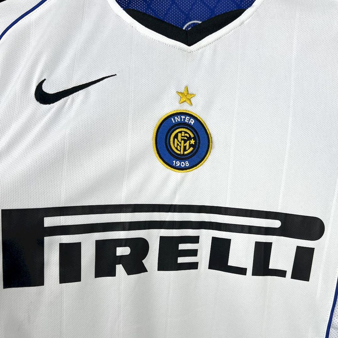 Retro 2004-05 Inter Milan Away Retro Football jersey
