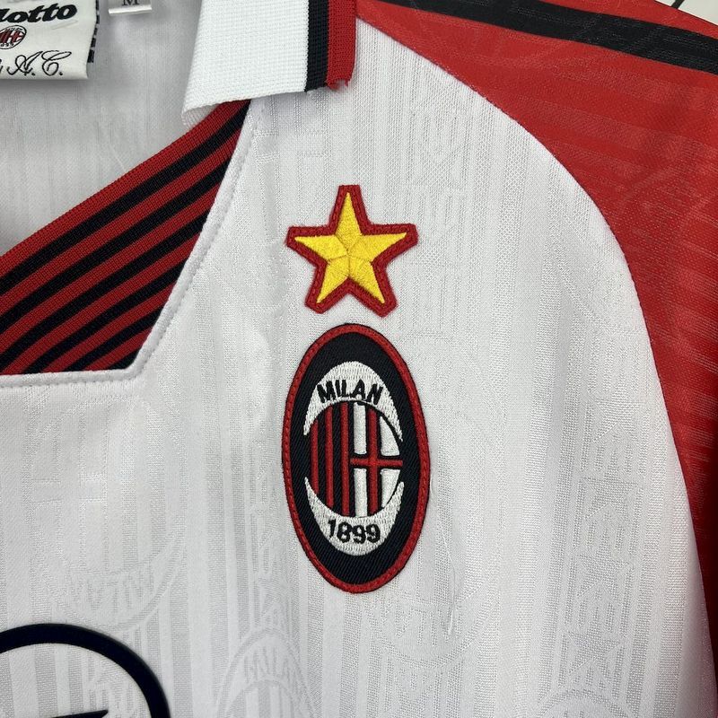 Retro 1997-98 AC Milan Retro BAGGIO BARESI VIEIRA ALBERRTINI Football jersey
