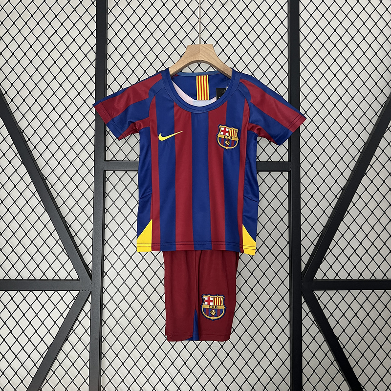 Retro Kids 2005-06 Kids FC Barcelona home Retro XAVI MESSI RONALDINHO Football jersey
