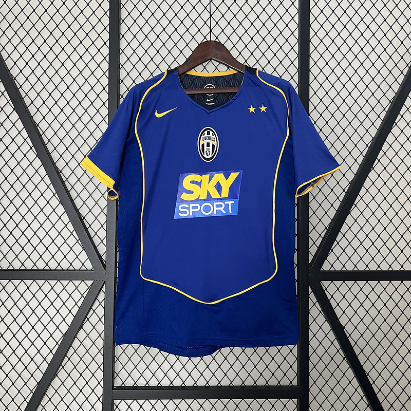 Retro 2004-05 Juventus Away Retro Football jersey