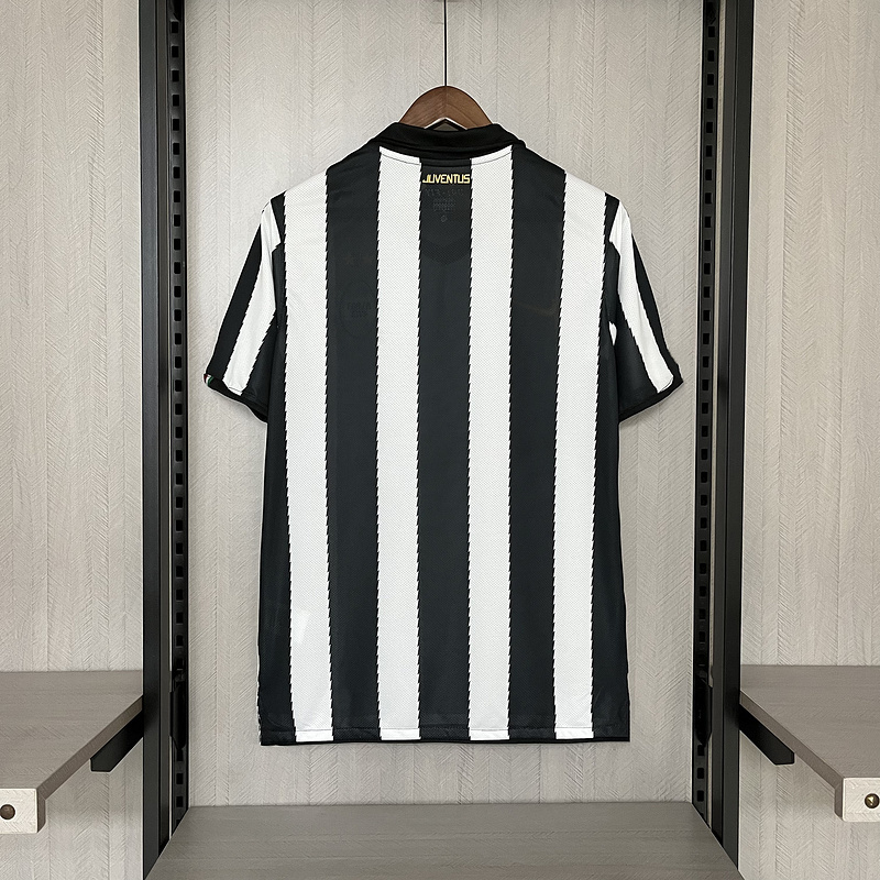 Retro 2010-11 Juventus home Retro PIRLO DEL PIERO PEPE IAQUINTA Football jersey