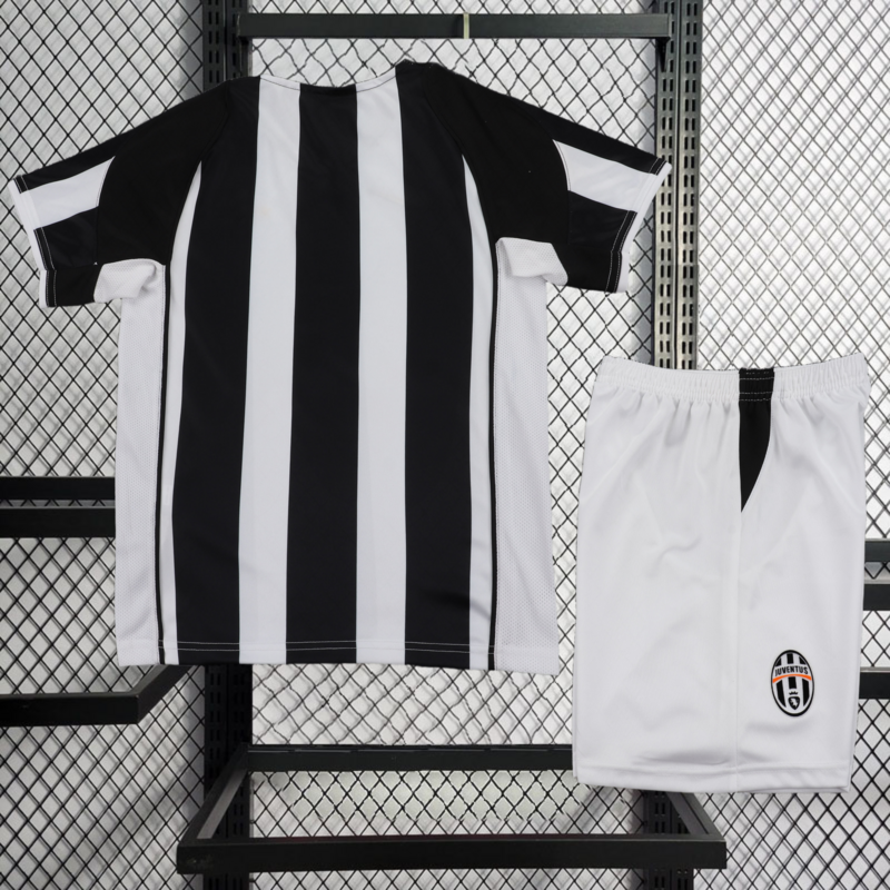 Retro 2004-05 Juventus home Retro Kids football jersey