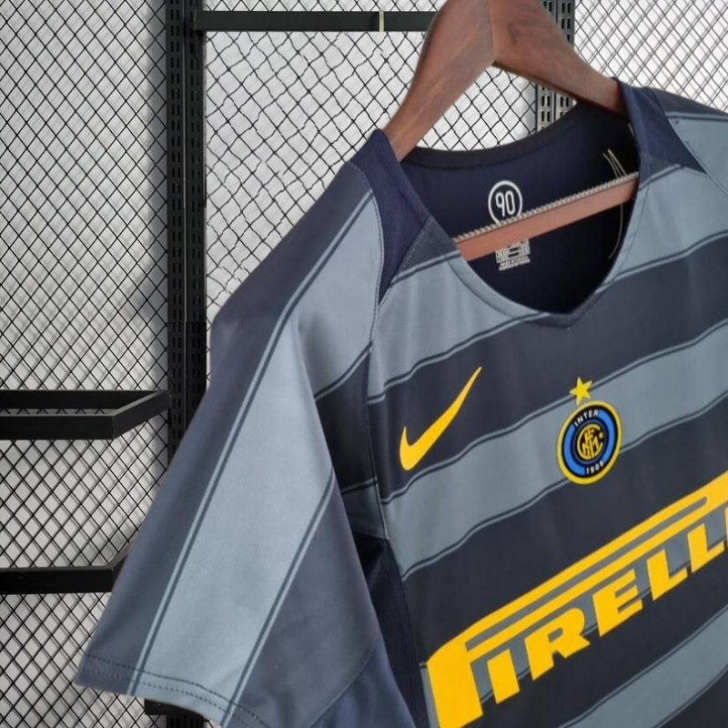 Retro 2004-05 Inter Milan third Away Retro Football jersey