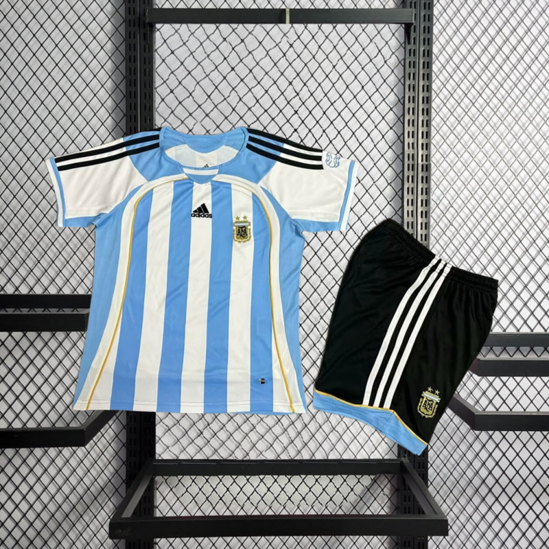 Retro KIDS 2006 KIDS Argentina Home Retro MESSI football jersey