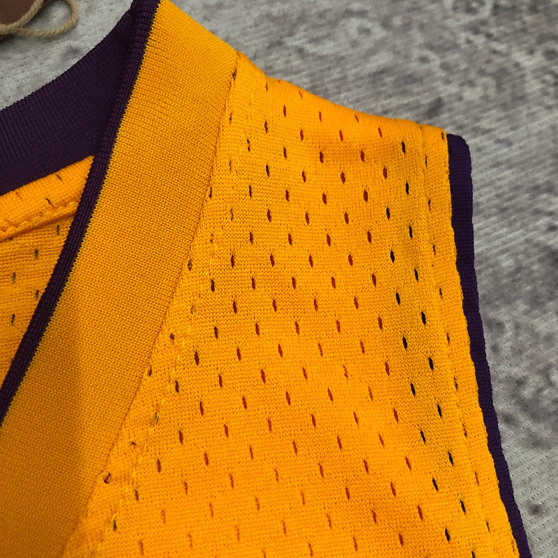 1999-00 NBA Lakers 8 BRYANT) Basketball Jersey