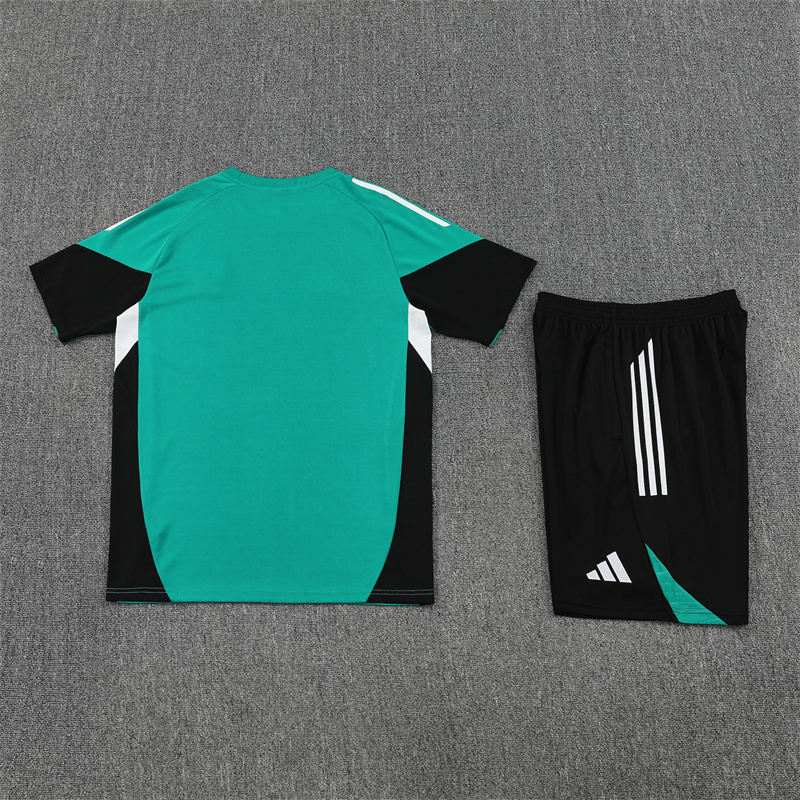 2025-26 liverpool Short Sleeve Kit
