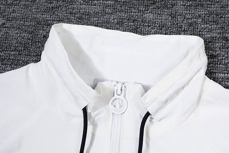 Player Real Madrid Windbreaker Kit Retro