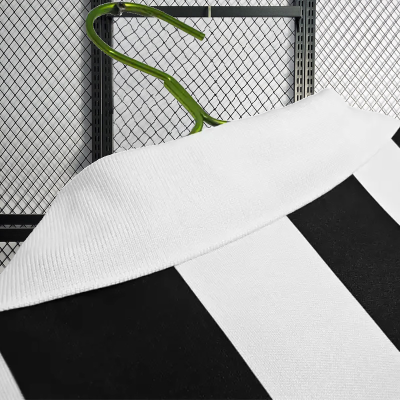 Retro 1998-99 Juventus home Retro football jersey