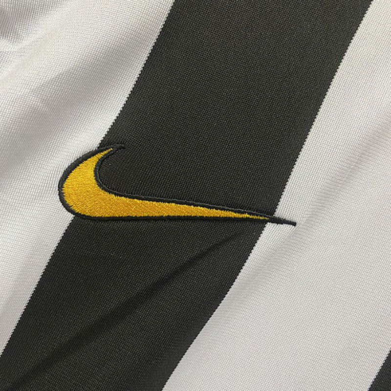 Retro 2005-06 Juventus Home Retro Football jersey