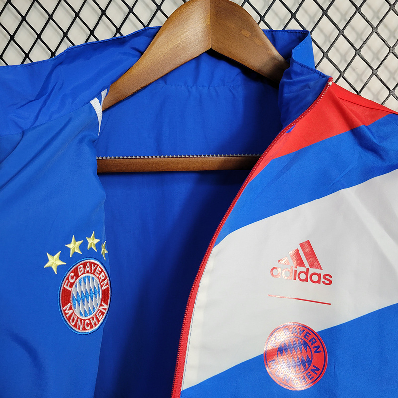 23-24 Reversible Windbreaker Bayern Munchen