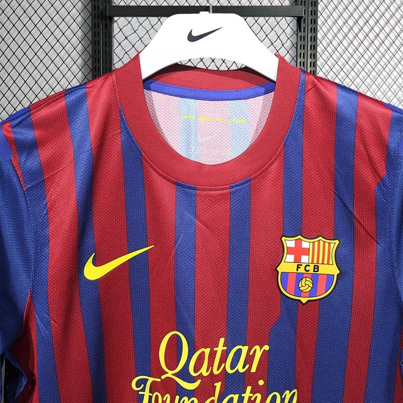 Retro Player 2011-12 Barcelona Home Retro Long sleeves MESSI PIQUE XAVI A.INISTA PUYOL Football jersey