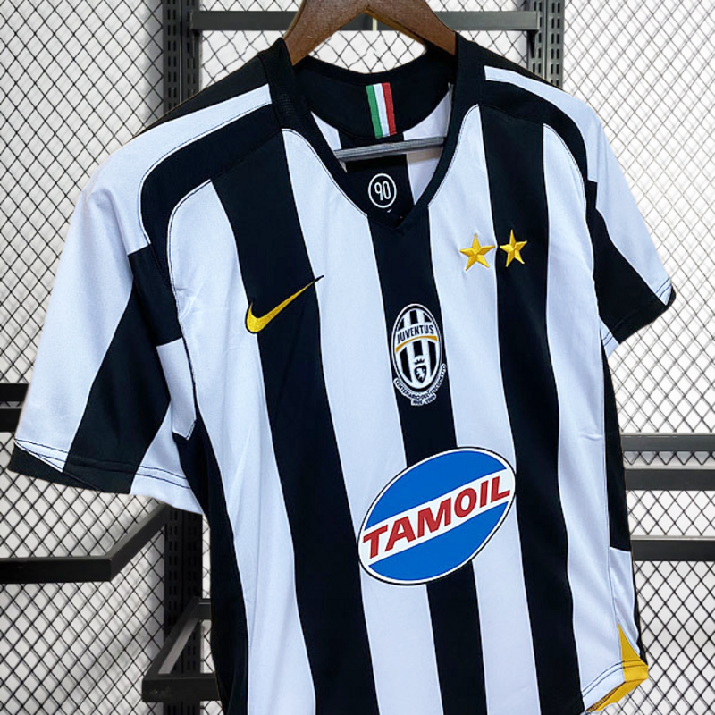 Retro 2005-06 Juventus Home Retro Football jersey