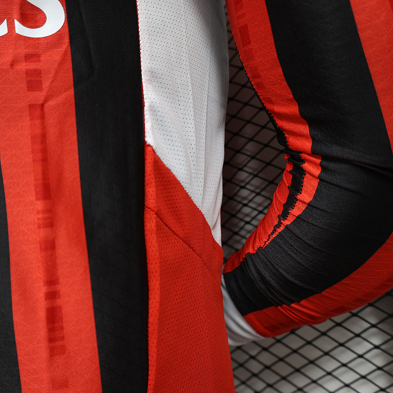 Player 2024-25 AC Milan Home Long Sleeve  Football Jersey
