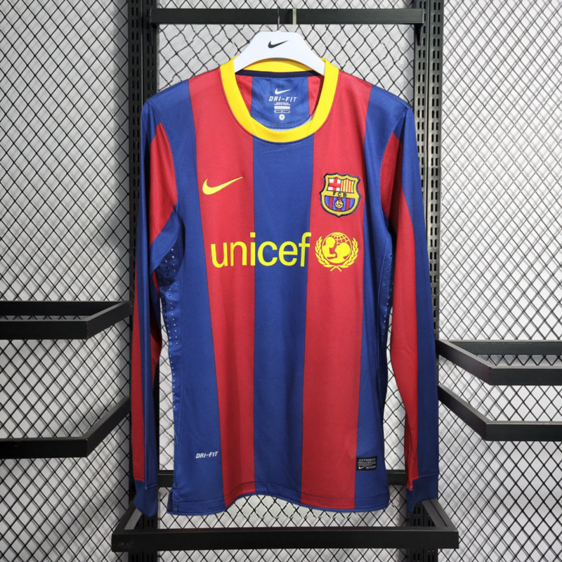 Retro Player 2010-11 Barcelona Home Retro Long sleeve Football jersey