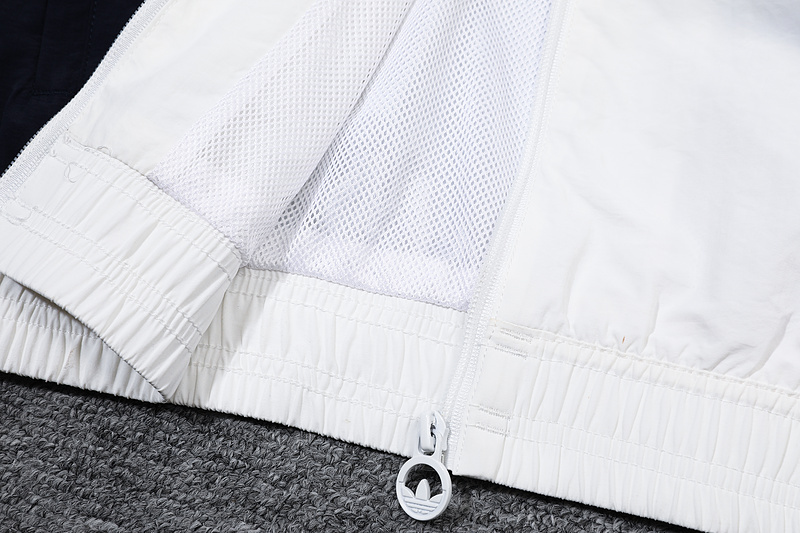 Player Real Madrid Windbreaker Kit Retro