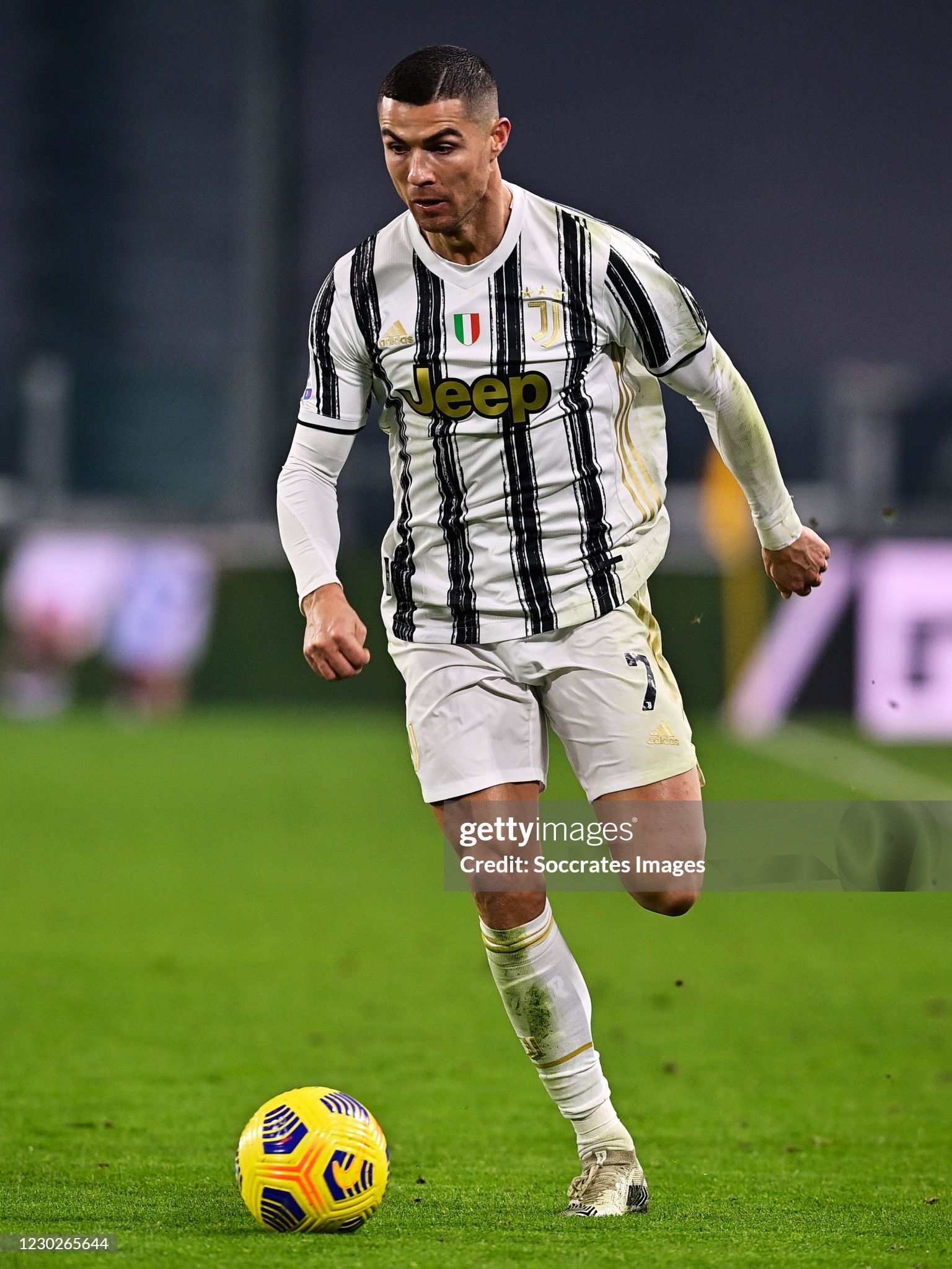 Retro Player 2020-21 Juventus Home Retro Football jersey