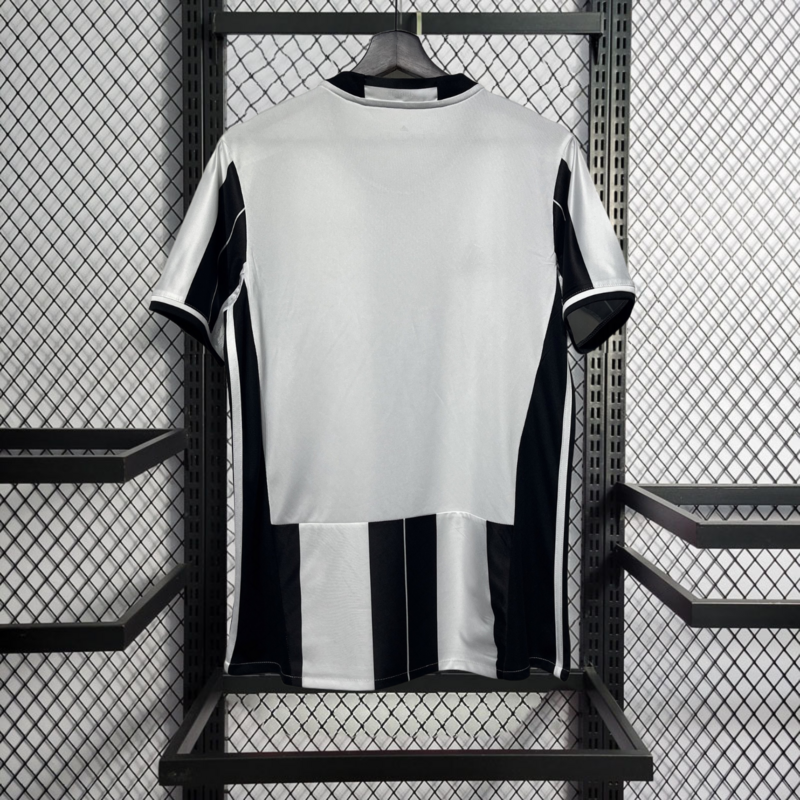 Retro 2016-17 Juventus Home Retro Football jersey