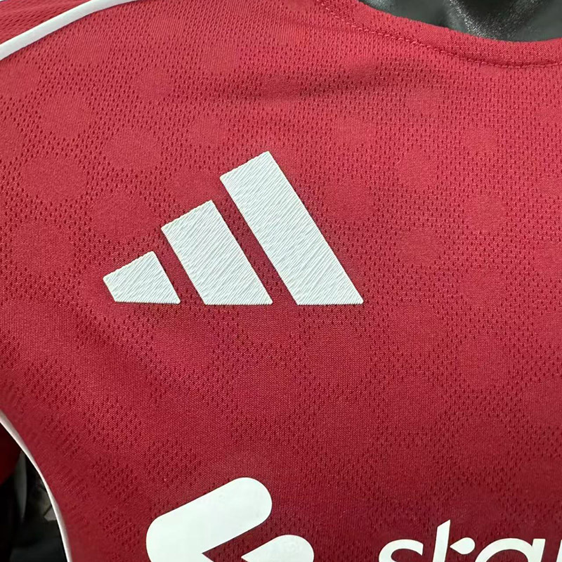 Player 2025-26 Liverpool Home Football jersey