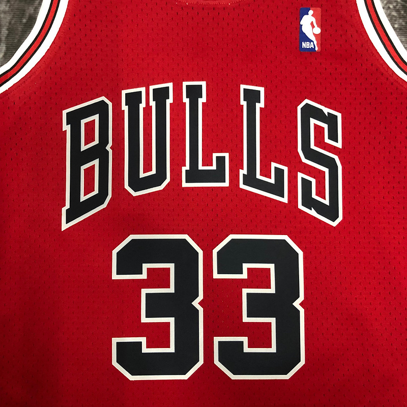 1997-98 NBA Chicago Bulls 33 PIPPEN Red Basketball Jersey