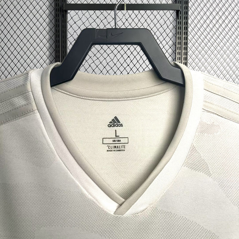 Retro 2019-20 Juventus Away retro football jersey