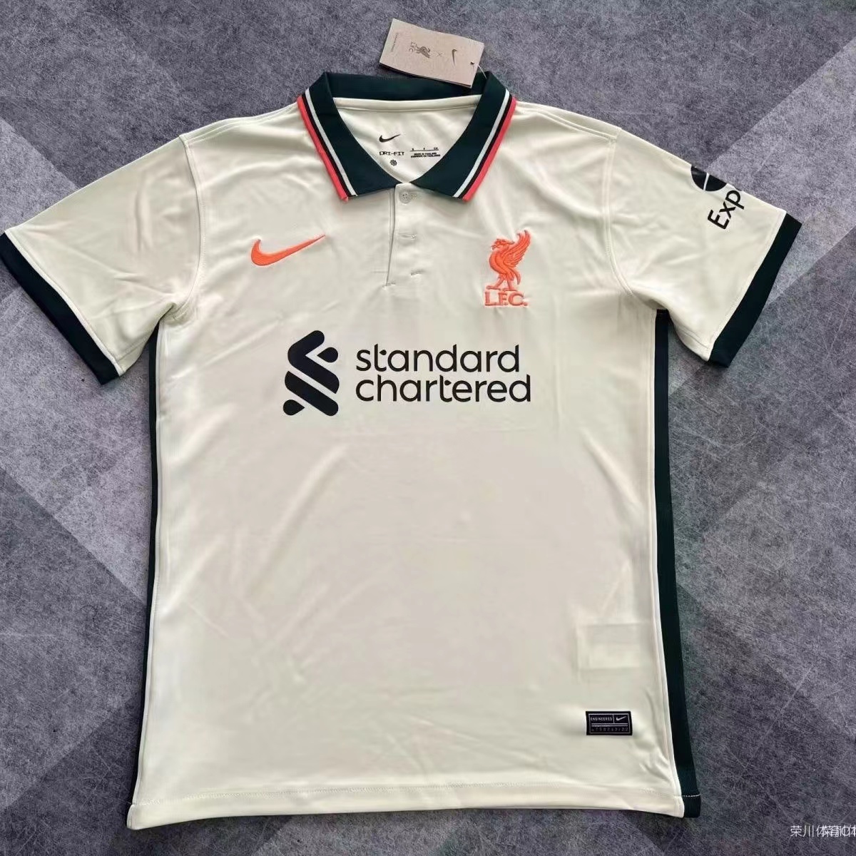 Retro 2021-22 Liverpool Away Retro Football jersey