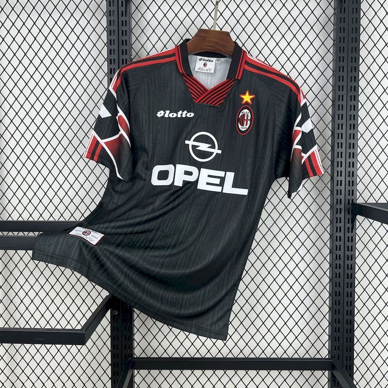 Retro 1997-98 AC Milan Retro BAGGIO BARESI VIEIRA ALBERRTINI Football jersey
