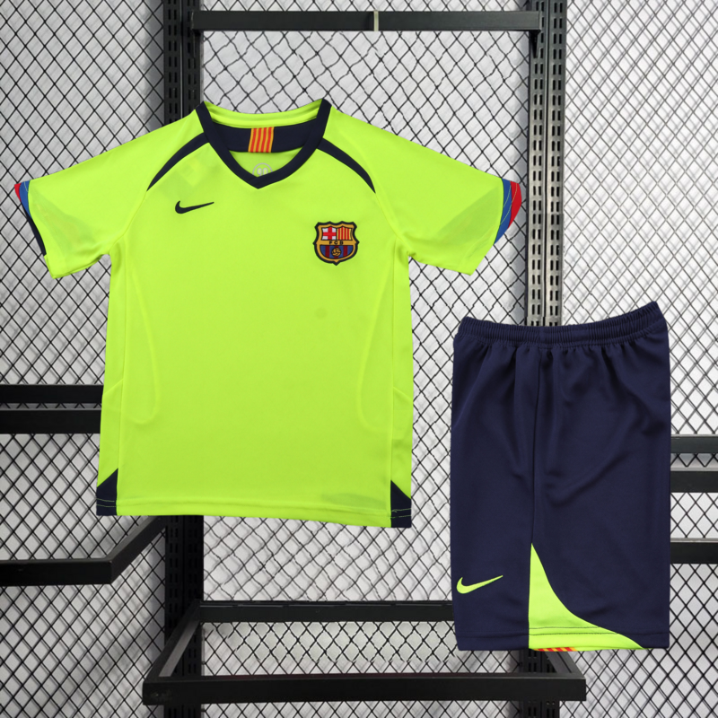 Retro kids 2005-06 KIDS FC Barcelona away Retro XAVI MESSI RONALDINHO Football jersey