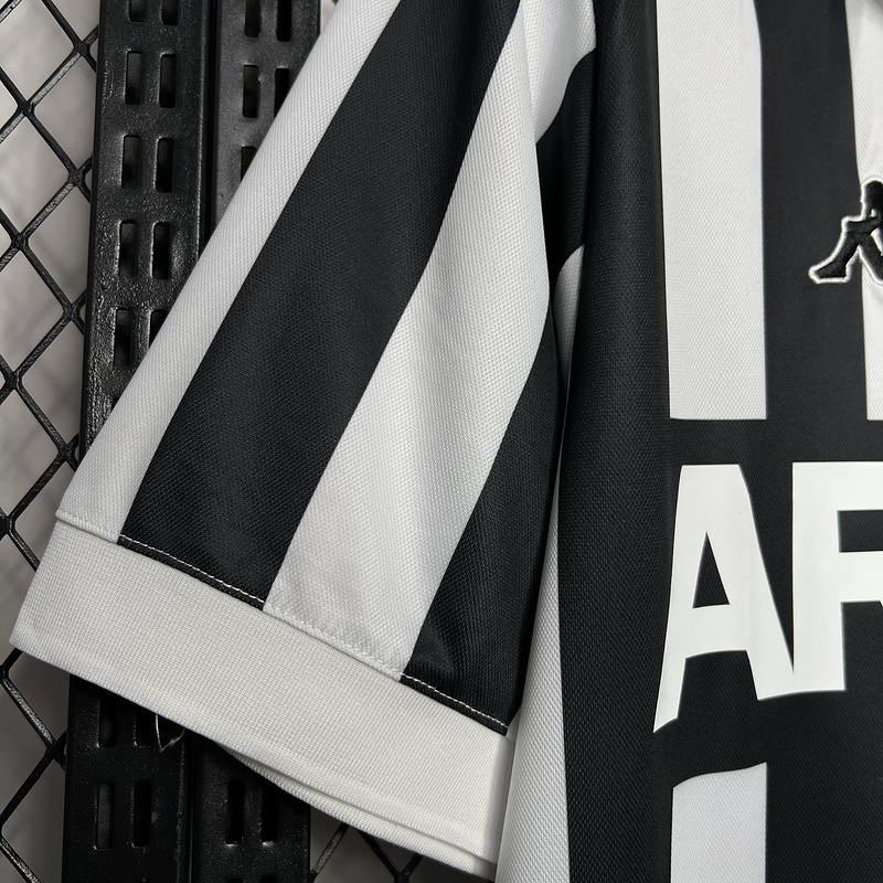 retro 1984-85 Juventus Home retro Football jersey