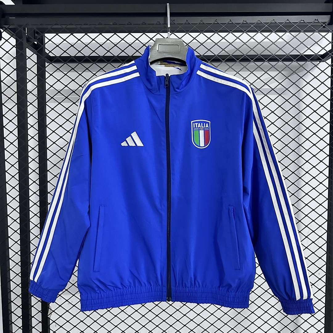 Windbreaker Italy