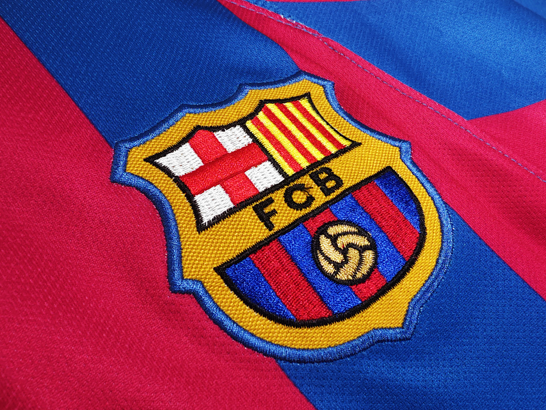 Retro 2005-06 FC Barcelona home Retro Long sleeve Football jersey