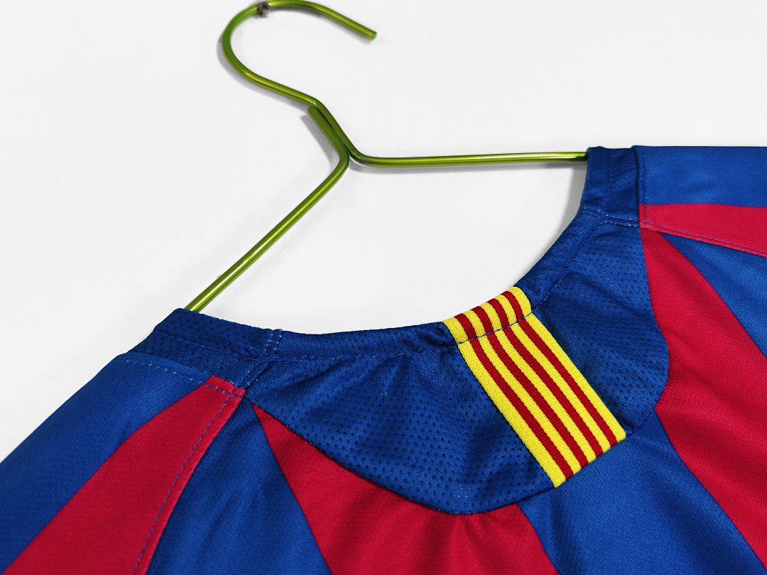 Retro 2005-06 FC Barcelona home Retro Long sleeve Football jersey