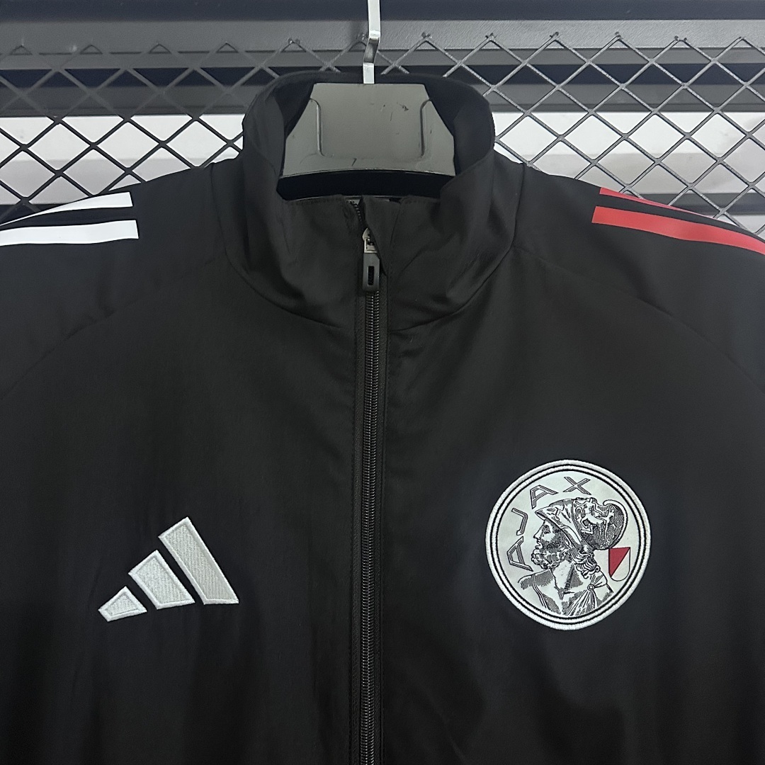 Windbreaker Ajax