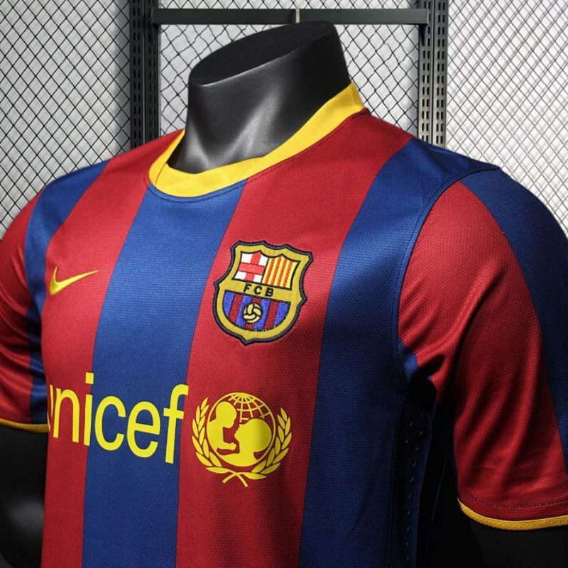Retro Player 2010-11 Barcelona Home Retro Football jersey