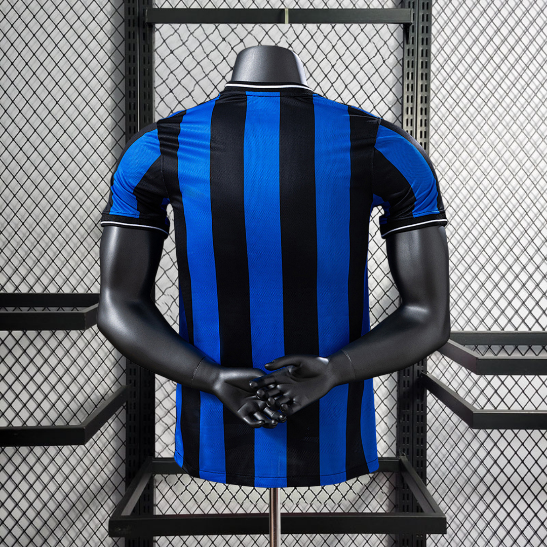 Player Retro 2009-10 Inter Milan Home Retro football jersey