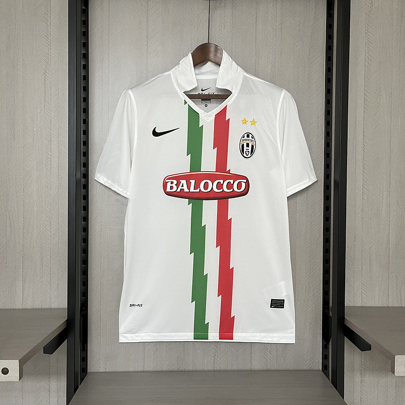 Retro 2010-11 Juventus Away Retro Football jersey