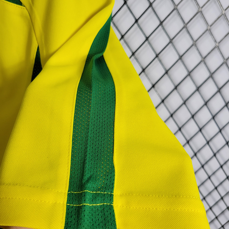 Retro 2002 Brazil home retro RONALDO R.CARLOS KAKA Ronaldinho Football jersey