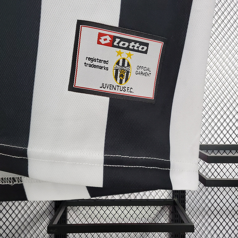 Retro 2001-02 Juventus home retro NEDVED CONTE DEL PIERO ZAMBROTTA  Football jersey