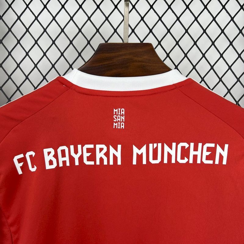 2025-26 Bayern Munchen Home Football jersey