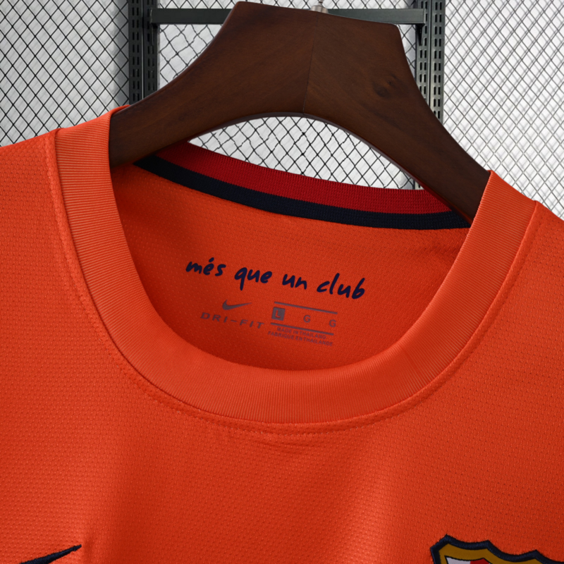 Retro 2012-13 Barcelona  Away Retro football jersey