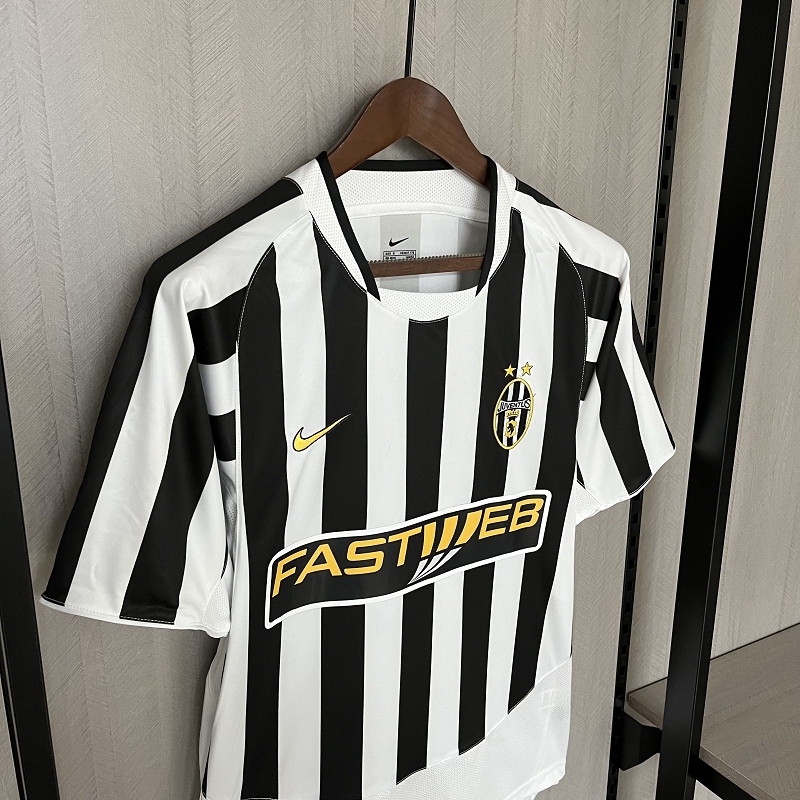 Retro 2003-04 Juventus Home Retro Football jersey